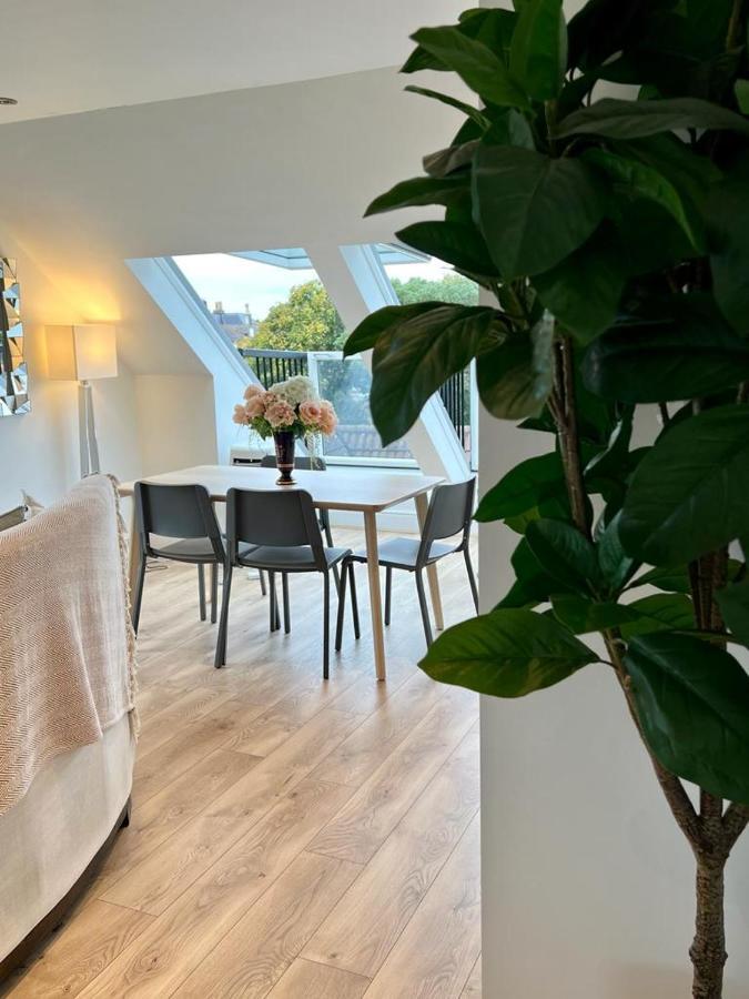 Stunning Luminous Penthouse/ 2Beds 2Baths Lejlighed Bournemouth Eksteriør billede