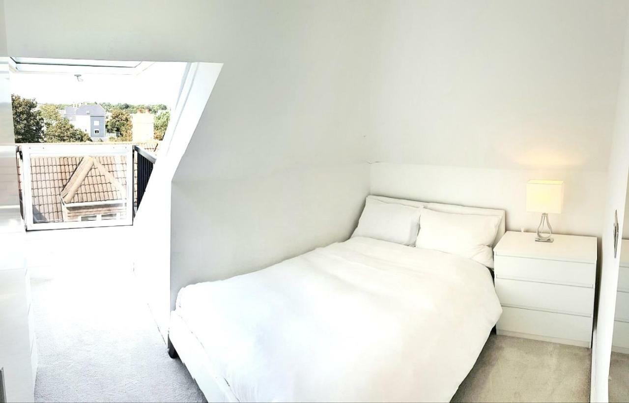 Stunning Luminous Penthouse/ 2Beds 2Baths Lejlighed Bournemouth Eksteriør billede