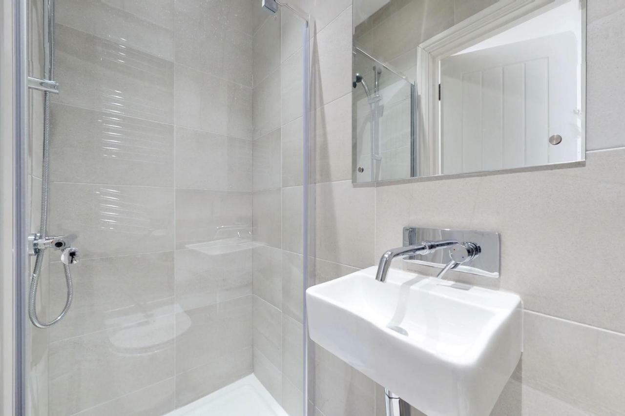 Stunning Luminous Penthouse/ 2Beds 2Baths Lejlighed Bournemouth Eksteriør billede