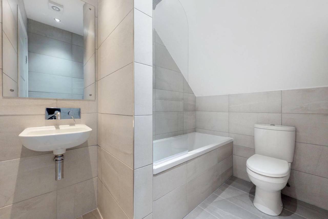 Stunning Luminous Penthouse/ 2Beds 2Baths Lejlighed Bournemouth Eksteriør billede