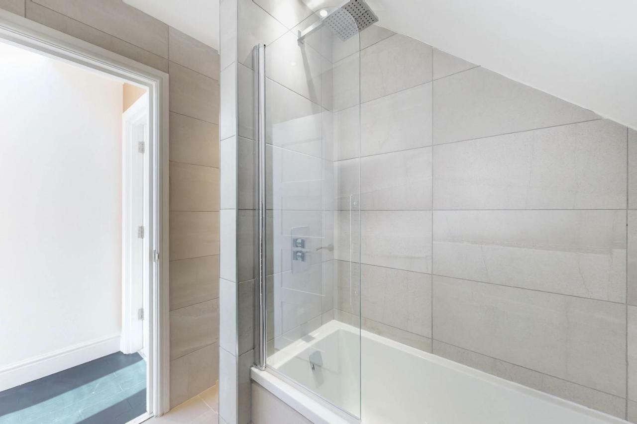 Stunning Luminous Penthouse/ 2Beds 2Baths Lejlighed Bournemouth Eksteriør billede